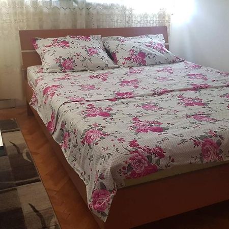 Апартаменты Baston Rent Подгорица Экстерьер фото
