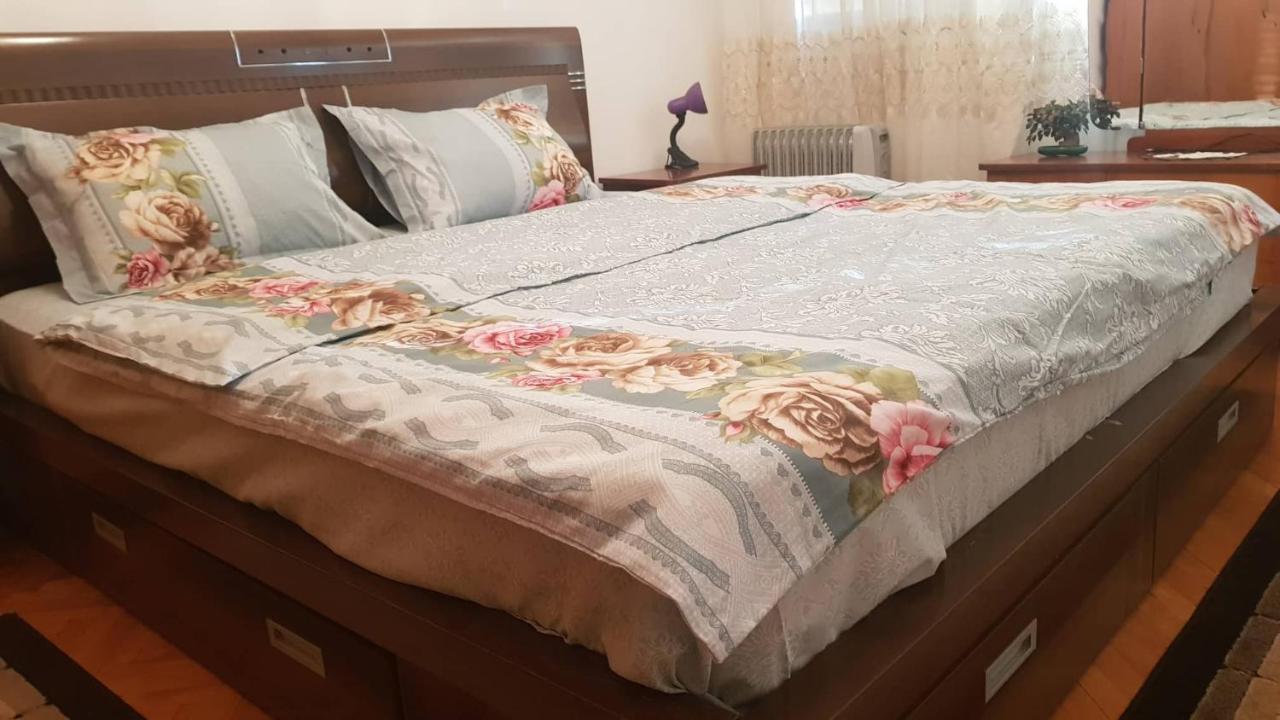 Апартаменты Baston Rent Подгорица Экстерьер фото